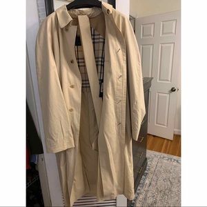 Mens Burberry trench